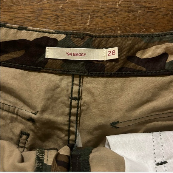 Levi’s 94 baggy camo cargo pants - Picture 5 of 6